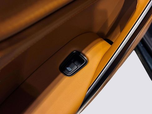 New 2026 Aston Martin DBX 707 image 39