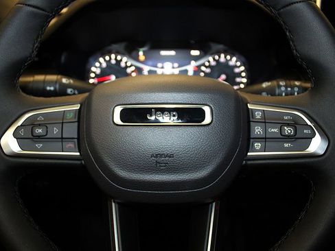 New 2026 Jeep Compass Limited image 11