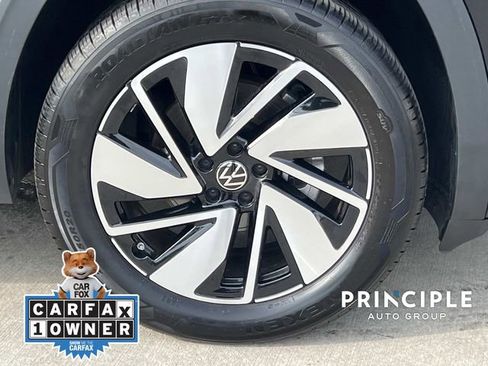 Used 2026 Volkswagen Atlas SE FWD image 4