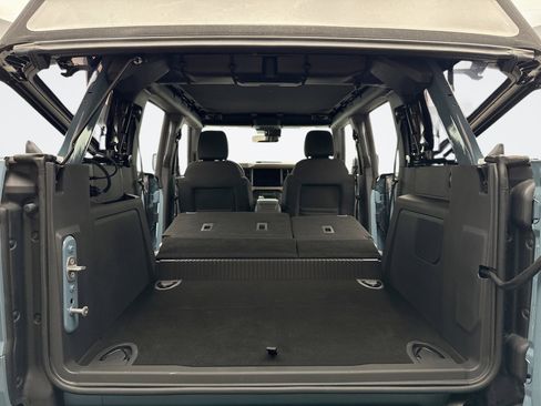 Used 2023 Ford Bronco Wildtrak image 22