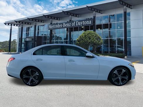 Used 2025 Mercedes-Benz C 300 Sedan image 3