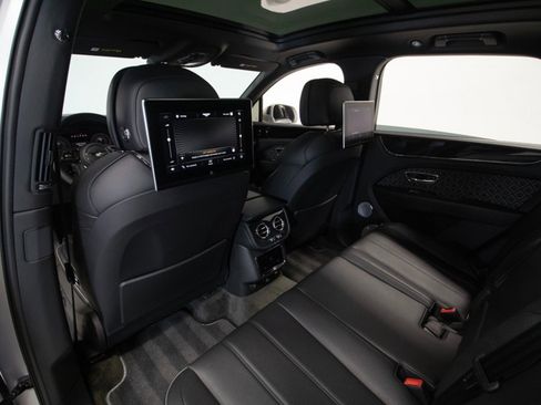 Used 2023 Bentley Bentayga Speed image 8
