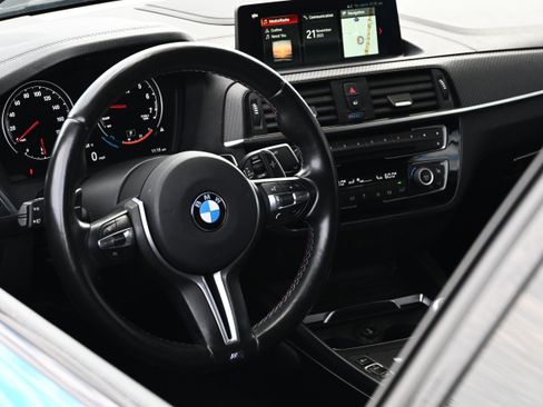 Used 2018 BMW M2 image 29