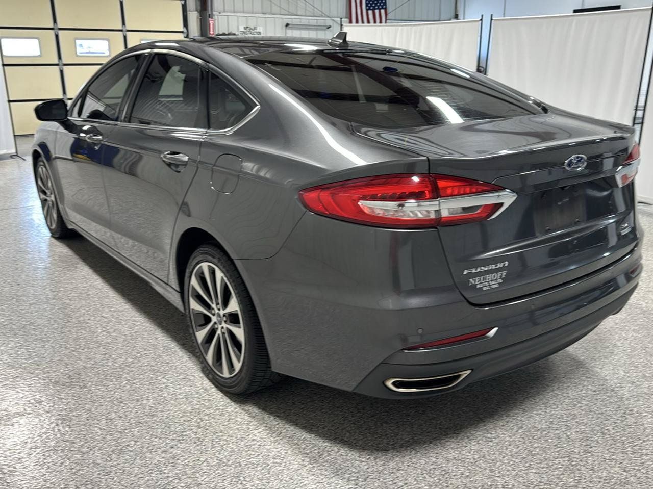 Used 2020 Ford Fusion SE AWD/4WD image 5