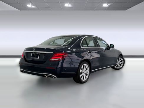 Used 2017 Mercedes-Benz E 300 image 8