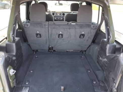 Used 2023 Jeep Wrangler Unlimited Sport AWD/4WD image 35