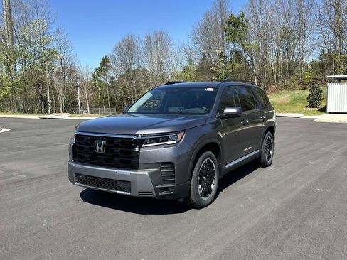 New 2026 Honda Pilot Touring image 3