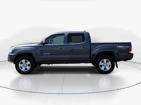 Used 2015 Toyota Tacoma PreRunner w/ TRD Sport Package image 6