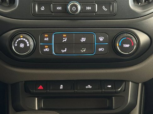 Used 2017 Chevrolet Colorado W/T AWD/4WD image 28