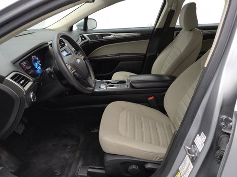 Used 2020 Ford Fusion S image 17