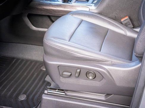 Used 2023 Chevrolet Silverado 1500 LTZ w/ Z71 Off-Road Package image 15