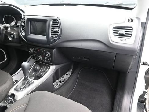 Used 2021 Jeep Compass Sport AWD/4WD image 33
