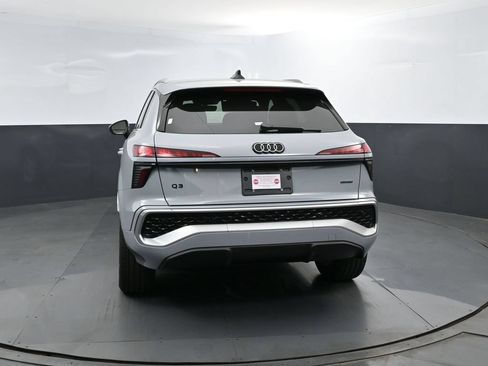 New 2026 Audi Q3 quattro 2.0T AWD/4WD image 24