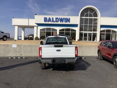 New 2026 Ford F250 XL w/ XL Chrome Package AWD/4WD image 7
