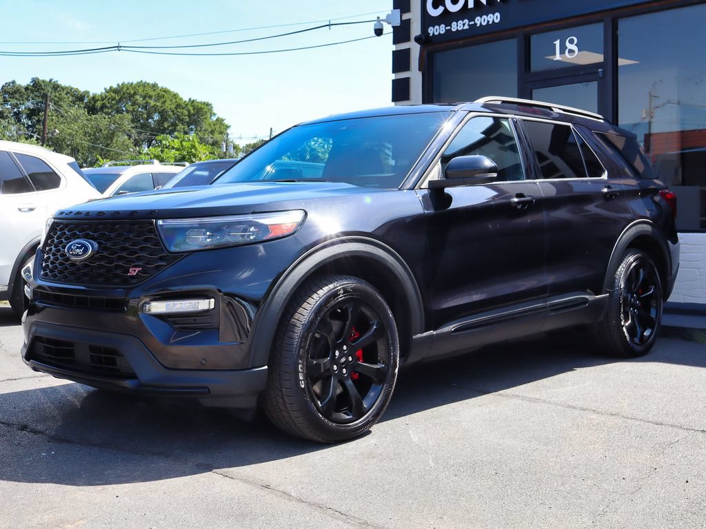 Used 2023 Ford Explorer ST w/ Equipment Group 401A AWD/4WD image 2