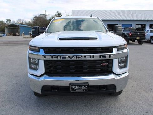 Used 2023 Chevrolet Silverado 2500 LT image 2