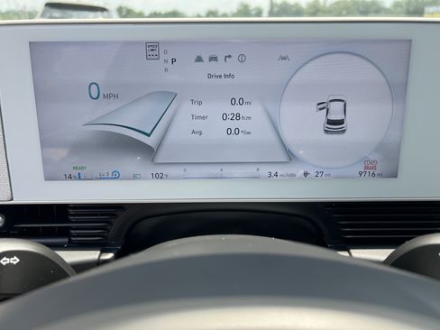 Used 2024 Hyundai Ioniq 5 SEL RWD image 32