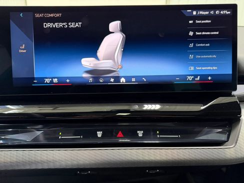 Used 2026 BMW i5 eDrive40 w/ M Sport Package image 26