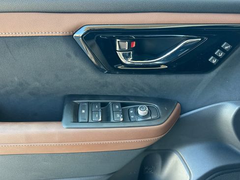 New 2026 Subaru Forester Touring AWD/4WD image 10