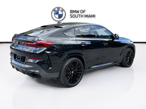 Used 2022 BMW X6 M50i w/ Premium Package image 7