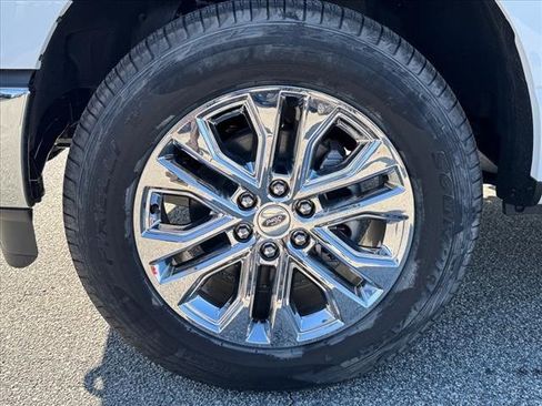 New 2025 Ford F150 XLT w/ Equipment Group 302A MID image 9