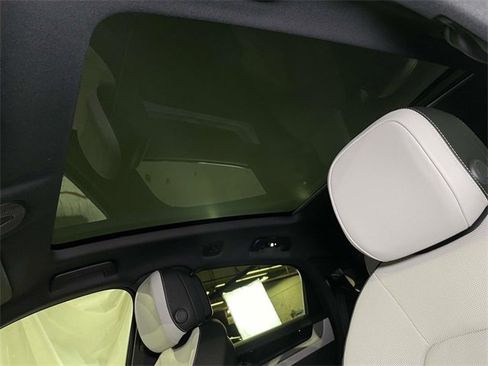 New 2026 Porsche Cayenne Coupe image 18