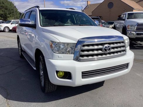Used 2015 Toyota Sequoia Limited image 7