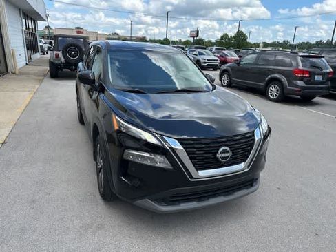 Used 2023 Nissan Rogue SV FWD image 24