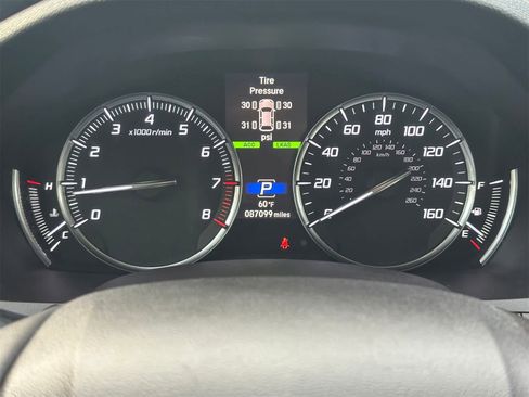 Used 2017 Acura MDX w/ Technology & Entertainment image 19