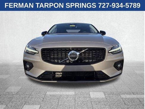 Certified 2023 Volvo S60 B5 Core image 3