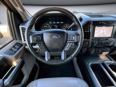 Used 2019 Ford F150 XLT w/ Equipment Group 302A Luxury image 8