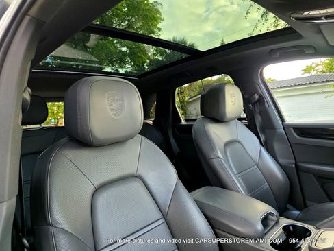 Used 2019 Porsche Cayenne image 43