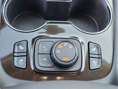 Used 2023 GMC Acadia AT4 w/ Technology Package image 23