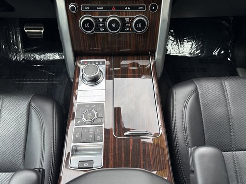 Used 2015 Land Rover Range Rover Supercharged image 25