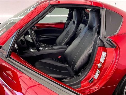 Used 2023 MAZDA MX-5 Miata Grand Touring w/ Weather Package RWD image 16