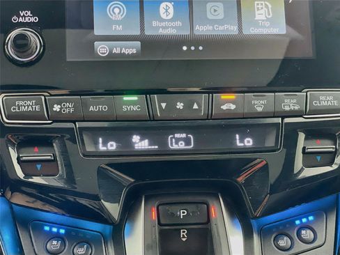 Used 2020 Honda Odyssey Elite image 21
