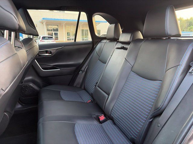 Used 2024 Toyota RAV4 XSE AWD/4WD image 6