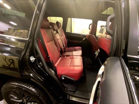 Certified 2023 Lexus GX 460 Premium w/ Premium Package image 19