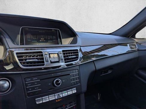 Certified 2016 Mercedes-Benz E 350 4MATIC Sedan image 13