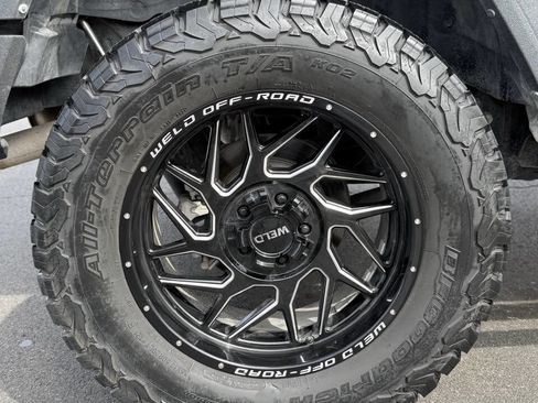 Used 2022 Jeep Wrangler Unlimited Sport image 9