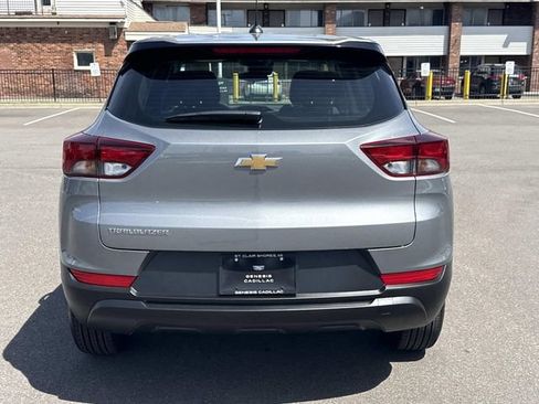 Used 2023 Chevrolet TrailBlazer LS FWD image 7