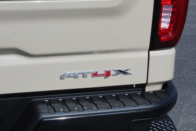 Used 2023 GMC Sierra 1500 AT4X AWD/4WD image 5