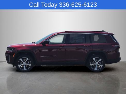 New 2026 Jeep Grand Cherokee L Limited AWD/4WD image 2