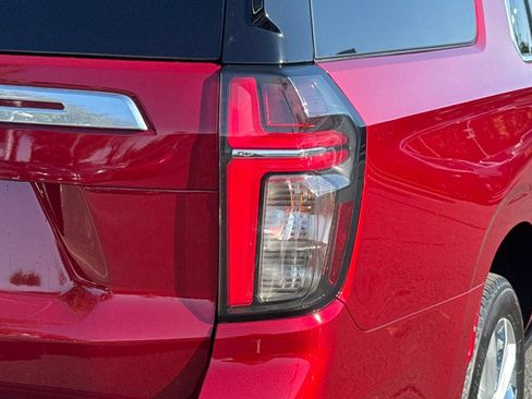 Used 2023 Chevrolet Suburban High Country AWD/4WD image 47