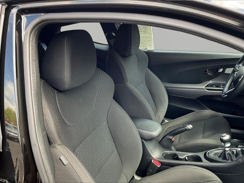 Used 2020 Hyundai Veloster N w/ Performance Package image 22