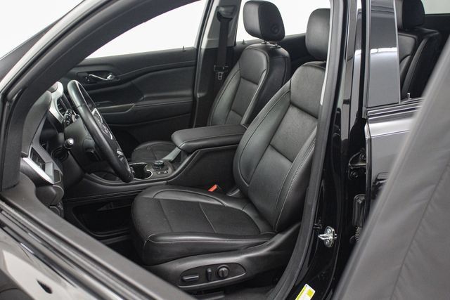 Used 2023 GMC Acadia SLT w/ Elevation Edition AWD/4WD image 17