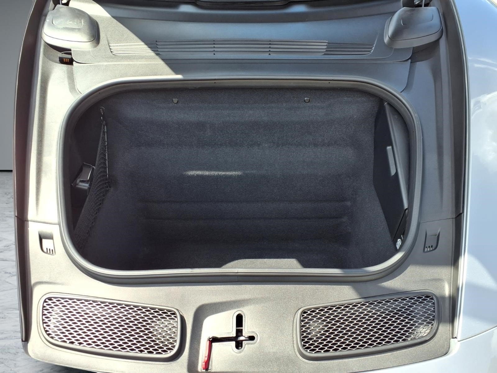 Used 2024 Porsche 911 GT3 RWD image 10