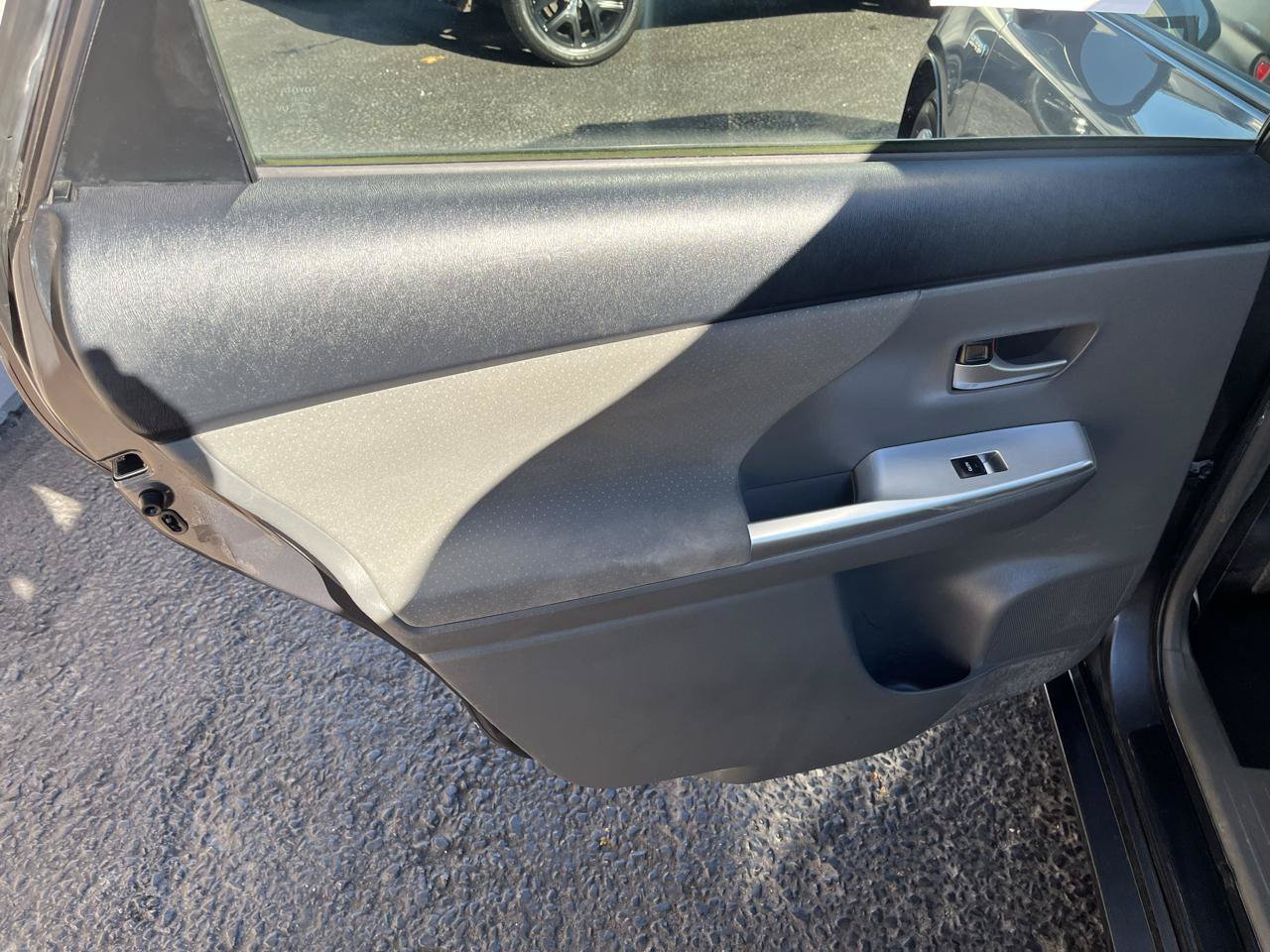 Used 2013 Toyota Prius V Three FWD image 29