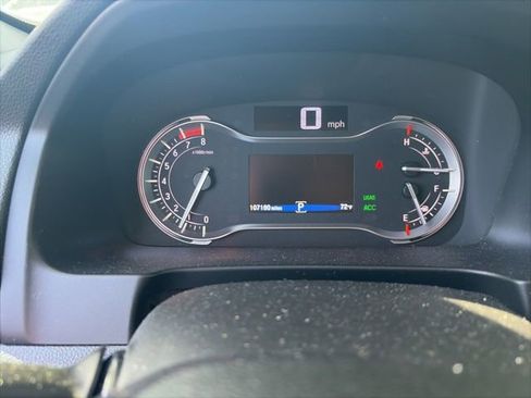 Used 2017 Honda Pilot Touring image 10