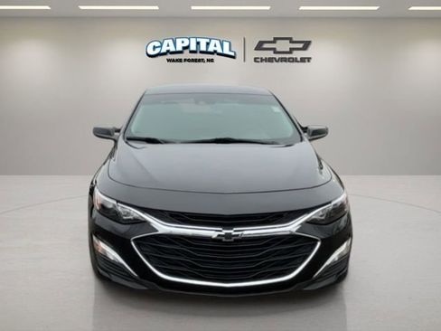 Used 2025 Chevrolet Malibu RS image 8